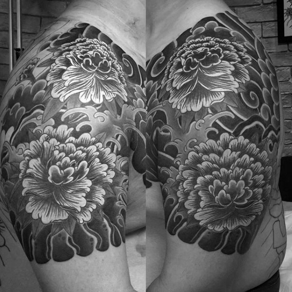 tatouage fleurs japonaises 69