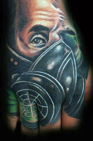 tatouage masque a gaz 357