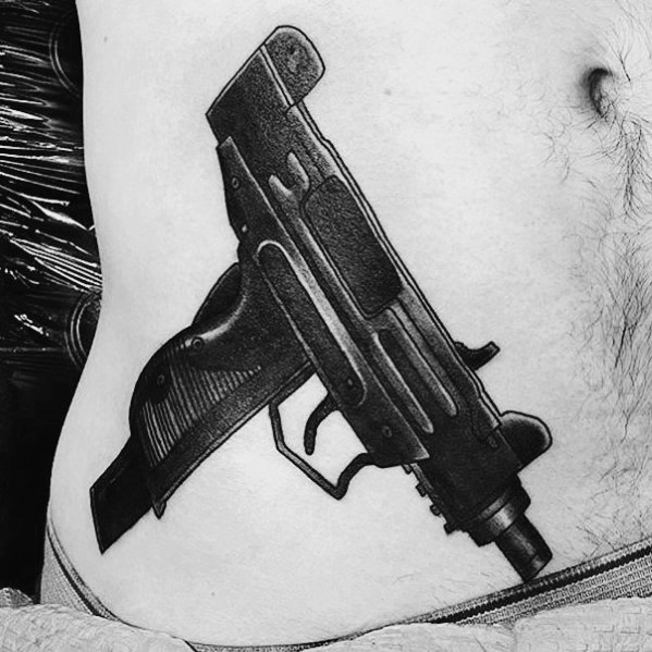 tatouage mitraillette uzi 61