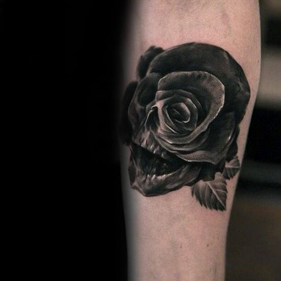 tatouage rose noire 181