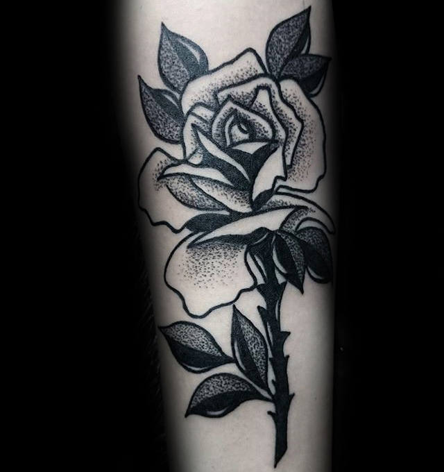tatouage rose noire 28