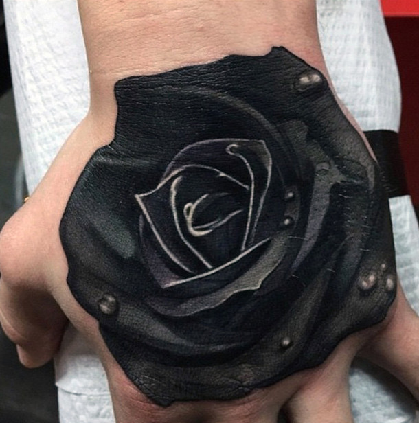 tatouage rose noire 94
