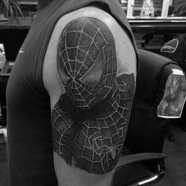 tatouage spiderman 45