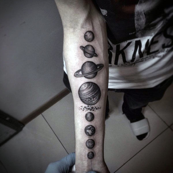 tatouage systeme solaire 93