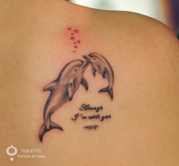 tatouage dauphin 27