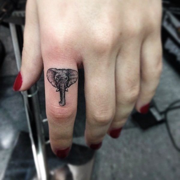 tatouage elephant 454