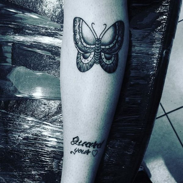 tatouage papillon 389