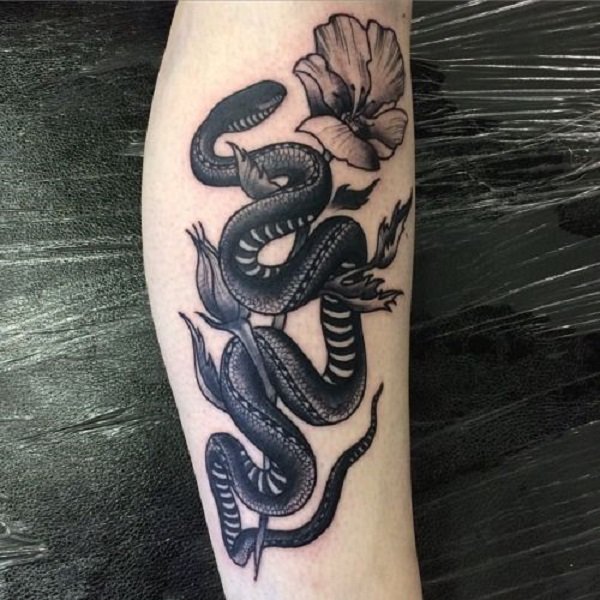 tatouage serpent 362
