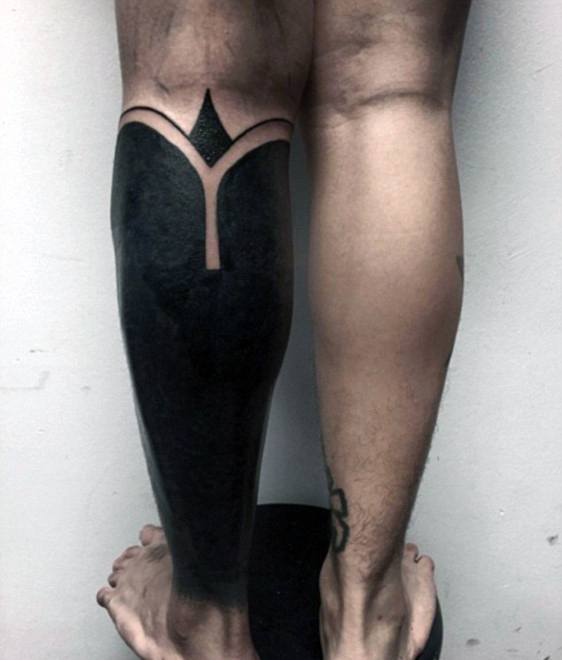 tatouage noir 01