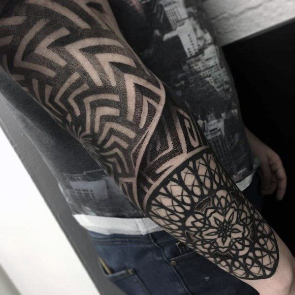 tatouage noir 115