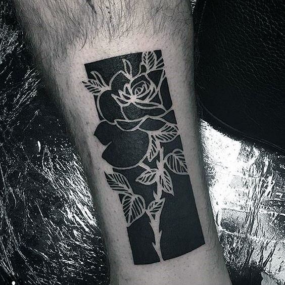 tatouage noir 117