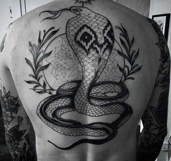 tatouage serpent cobra 01