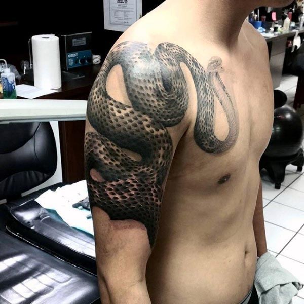 tatouage serpent cobra 113