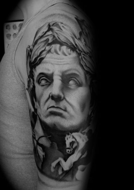 tatouage statue romaine 101