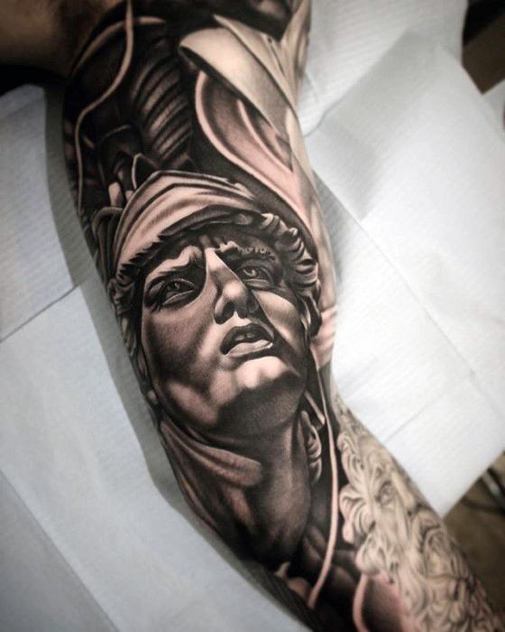 tatouage statue romaine 109