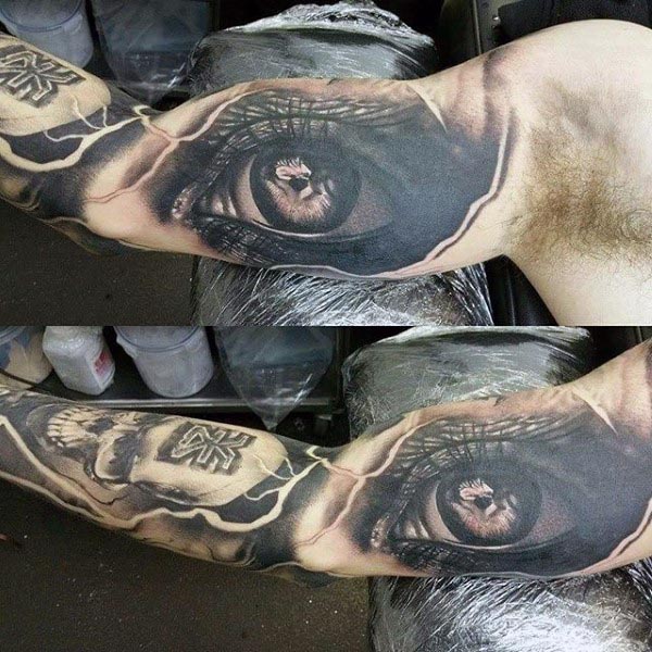 tatouage biceps 205