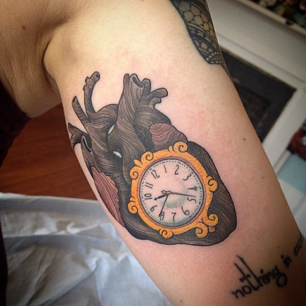 tatouage biceps 29
