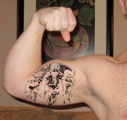 tatouage biceps 393