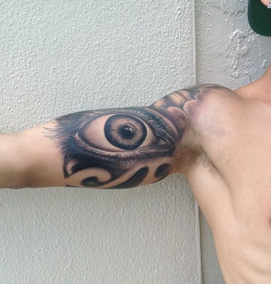 tatouage biceps 665
