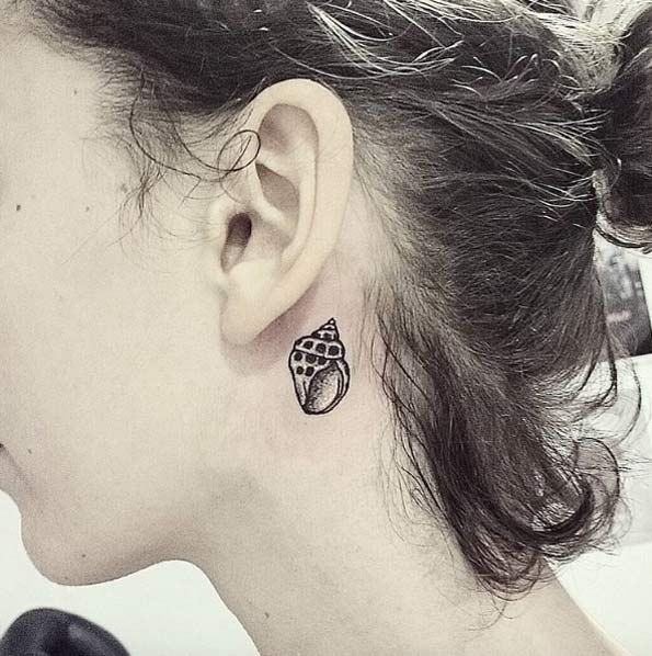 tatouage derriere oreille 429