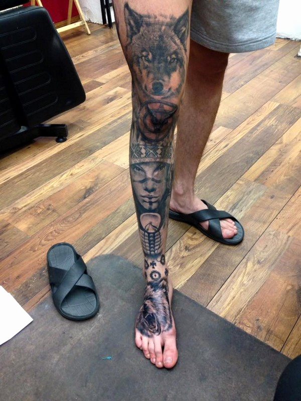 tatouage jambe 561