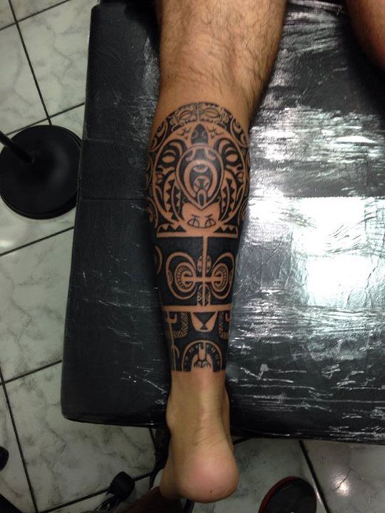 tatouage jambe 569