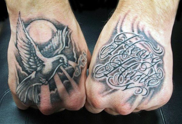 tatouage main 1277