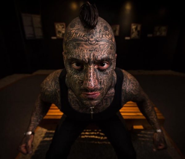 tatouage visage 277