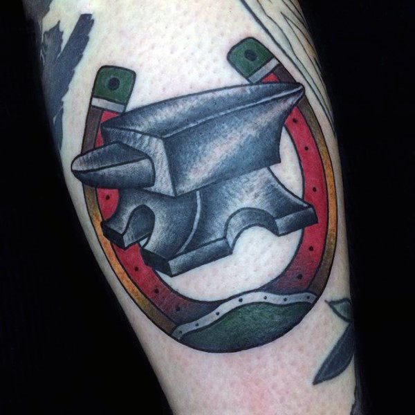 59 Tatouages de fer à cheval (Et leur signification)