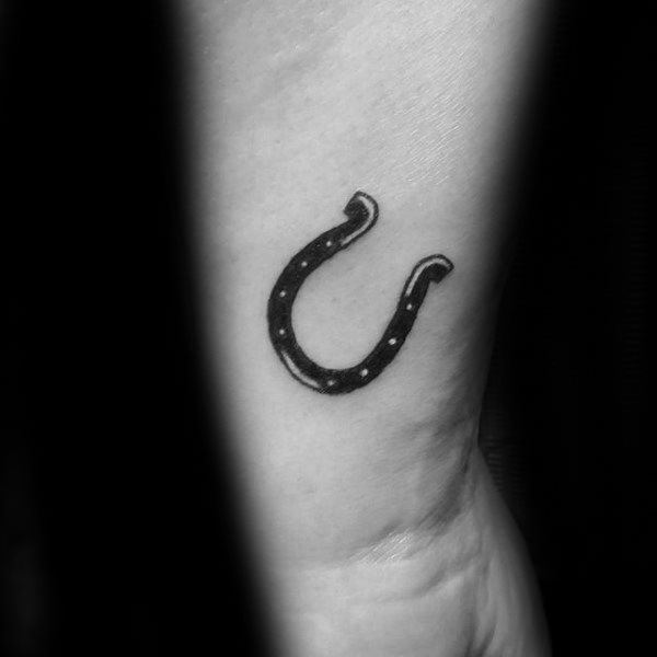 59 Tatouages de fer à cheval (Et leur signification)