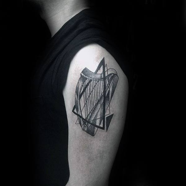 tatouage harpe 67