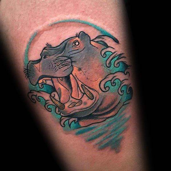 tatouage hippopotame 83