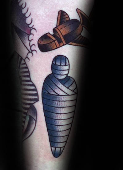 tatouage momie 33