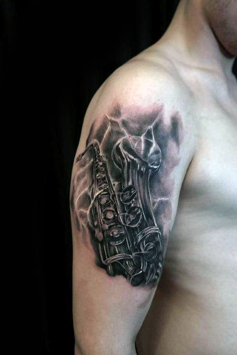 tatouage saxophone 13
