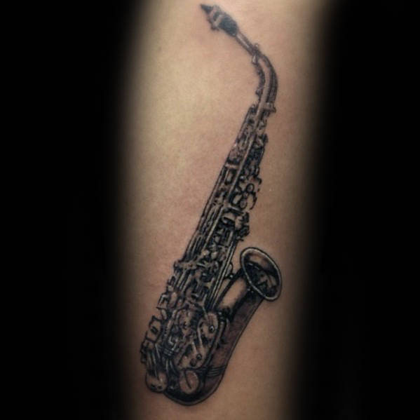 tatouage saxophone 27