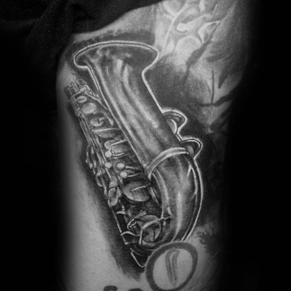 tatouage saxophone 31