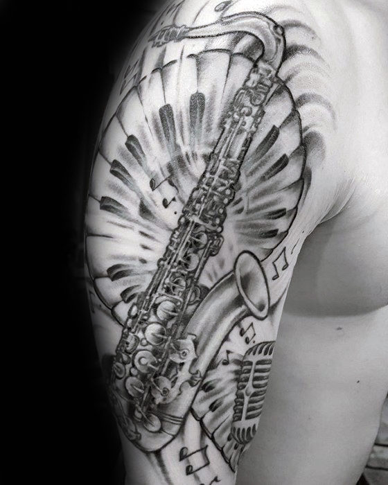 tatouage saxophone 39