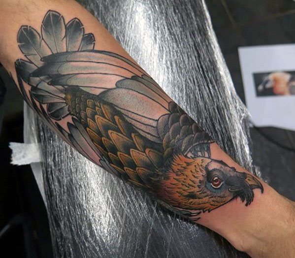 tatouage vautour 49