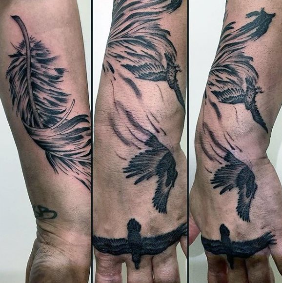 tatouage corbeau 110
