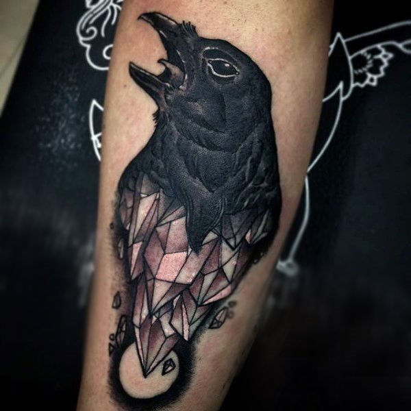 tatouage corbeau 138