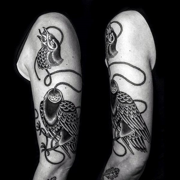 tatouage corbeau 94