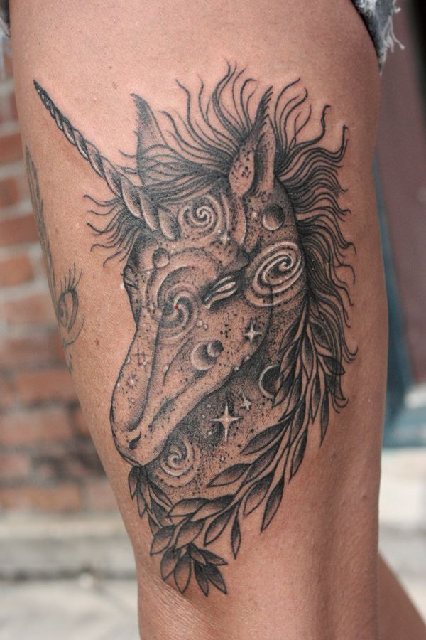 tatouage licorne 150