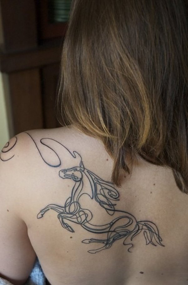 tatouage cheval 242