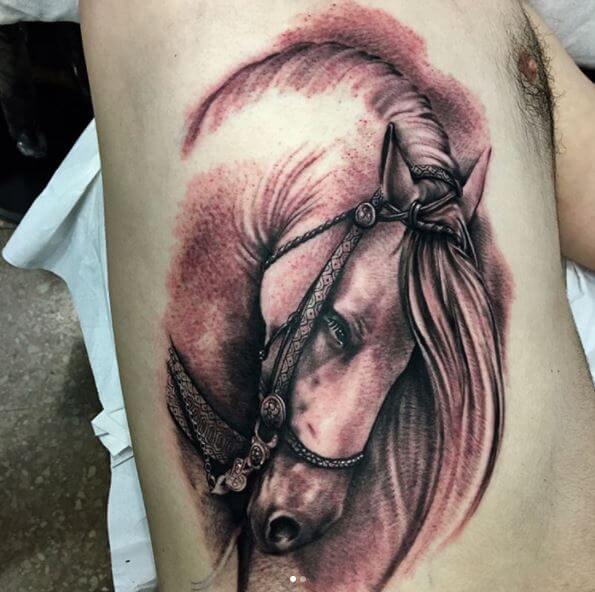 tatouage cheval 296
