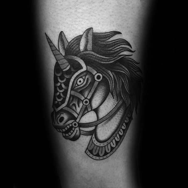 tatouage cheval 437