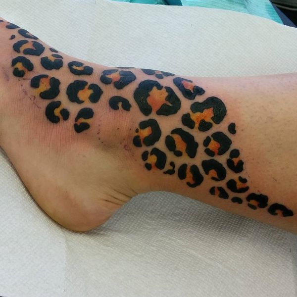 tatouage leopard 221