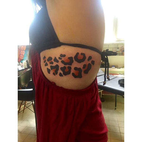 tatouage leopard 302