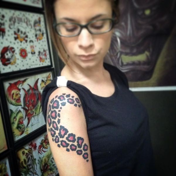 tatouage leopard 569