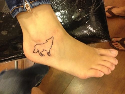 tatouage loup 170