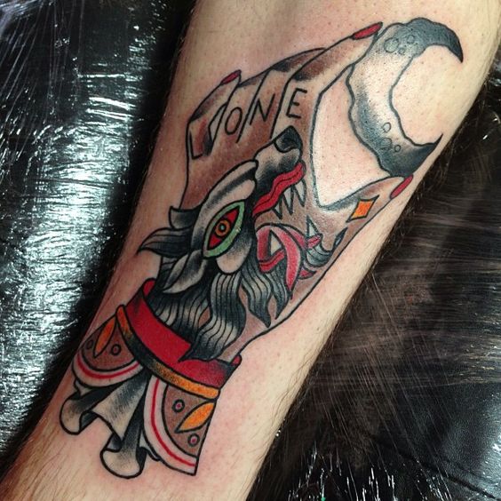 tatouage loup 194